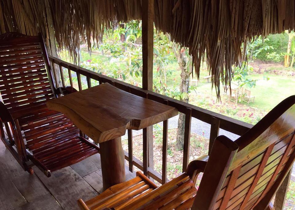 Vila Sunny Field Eco Stilt House Cat Tien Exteriér fotografie